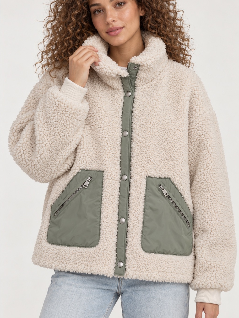 Levi's Women’s Stand Collar Sherpa Teddy Jacket Cream Olive Size S